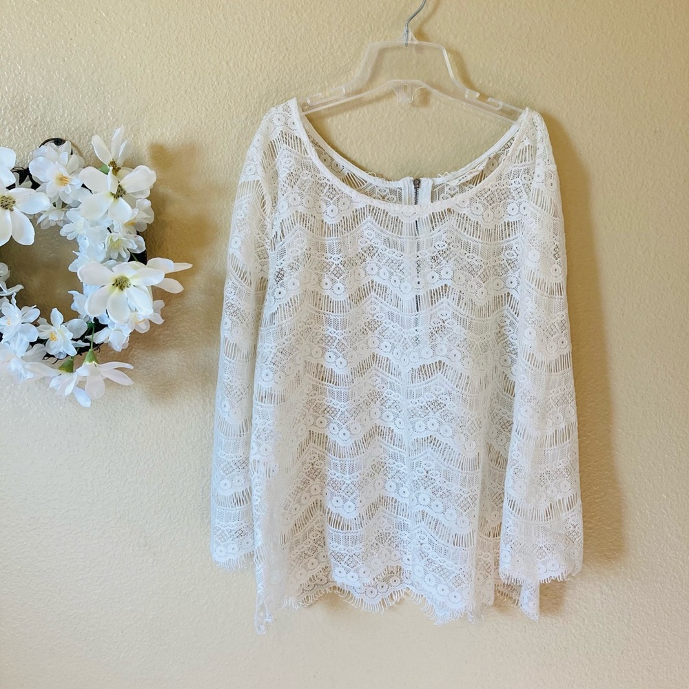 Delicate Lace Embroidered Scallop Hem Top-M